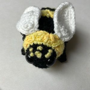 Adorable bumblebee